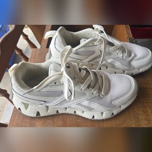 Reebok White Athletic Shoes
